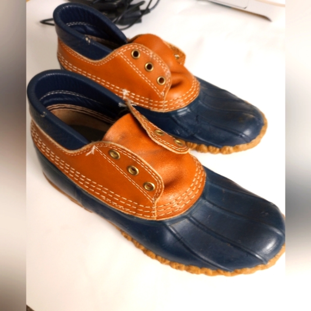Duck boots